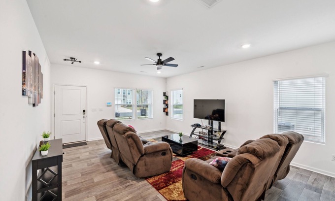 Dallas Casa | NEW! Charming Getaway Perfect for Relaxation