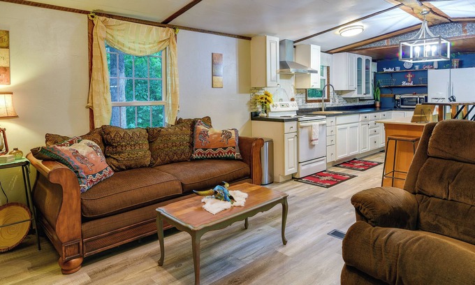 New Concord Casa | New Concord Vacation Rental Near Kentucky Lake