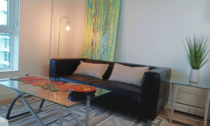 Coquitlam Condominio | new condo with great amenities