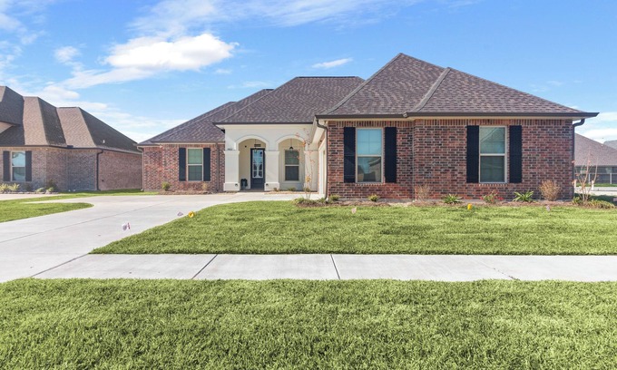 Lake Charles Casa | New Const 3 King Beds