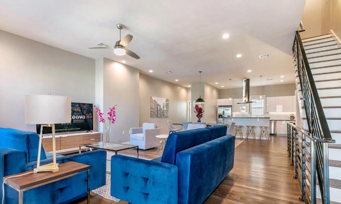 Mid-City Casa | New Construction Elegant Villas