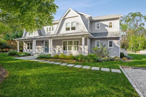 North Sea Casa | New Construction Modern Luxury Retreat w 6 Beds