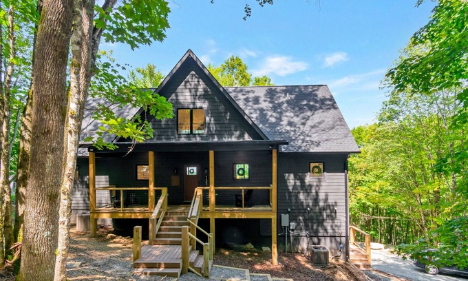 Banner Elk Cabina | NEW! Beech Blessings Cabin-Sleeps 16!