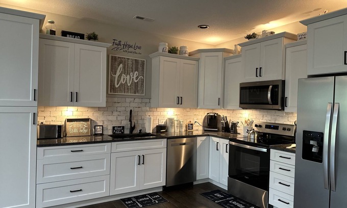 Asheville Casa | New Construction with Hot Tub!