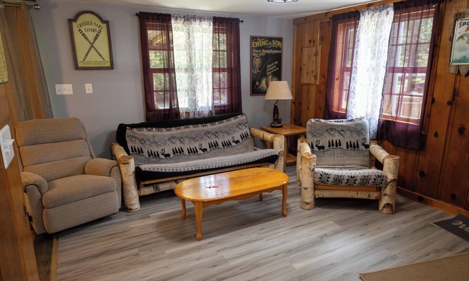 Benton Apartamento | New Cottage 5 at the King Creek Lodge and Marina