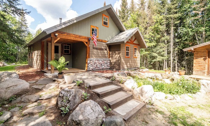 Orr Casa | New Cottage in the Northwoods