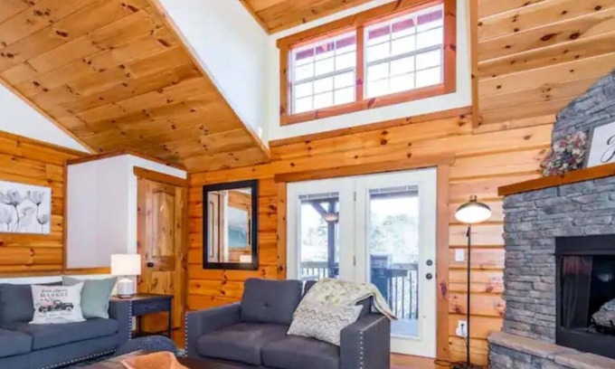 Leicester Cabina | *NEW*Cozy Cabin|Sleep 6|20 Mins to DT and Biltmore