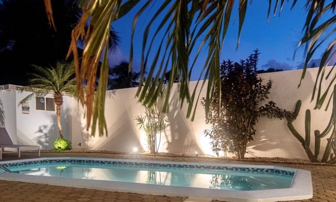 Oranjestad Villa | NEW Cozy Casa in Oranjestad