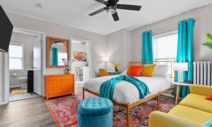 Neenah Apartamento | NEW|Cozy|Chic|Historic|Studio
