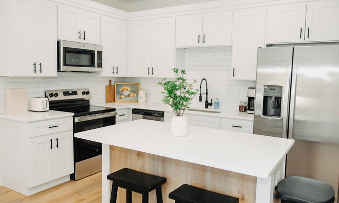 Saxon Casa | NEW Cozy Pair Townhome unit 2 in Spartanburg