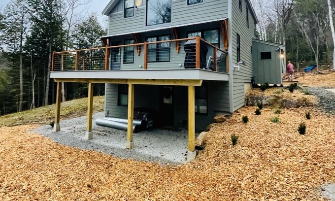 Campton Cabina | New Cozy Timber Frame Mountain Retreat- Waterville Estates