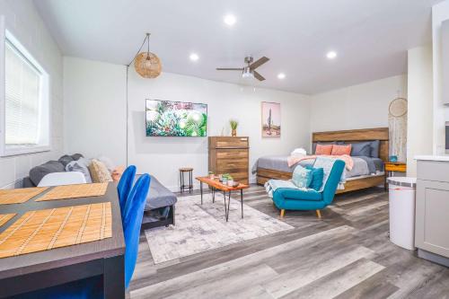 Orlando Apartamento | NEW Designed Apt 2023 NrUCF PETSOk PrivateEntry