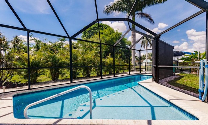 Fort Myers Casa | NEW! Dock Canal Family Home w/Pool & Gulf Access!