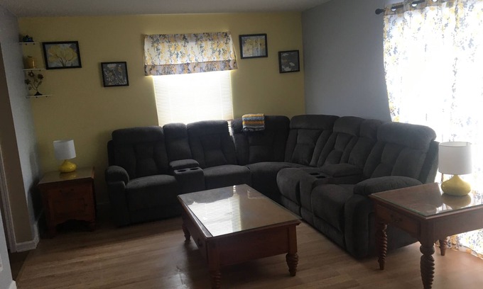 Willert Park Casa | Nuevo- Downtown Condo-Canalside / Riverworks / Bills / Sabres