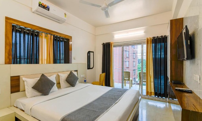 Kolkata Hotel | NEW DREAM PALACE