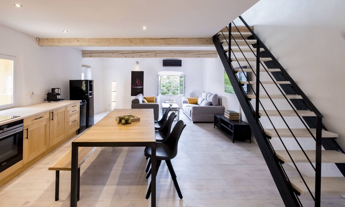 Ceret Condominio | Nuevo centro de apartamentos Céret, terraza cubierta ubicada en Canigou