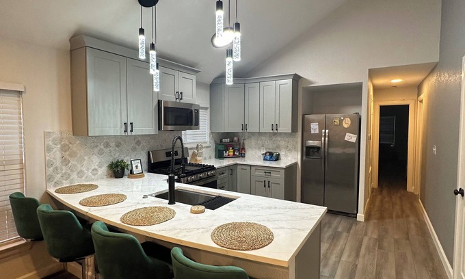 Blackshear-Prospect Hill Casa | !!!New!!! East Downtown ATX Freshly Renovated Childhood Casita