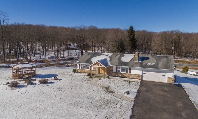 Accident Casa | New! El Sueno: Lake Area, Wood Fireplace!
