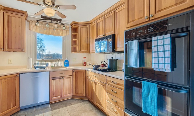Franklin Casa | NEW- Family Friendly Ranch Home Near Nashville! (TA)