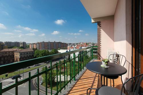 Barona Apartamento | New Fashion District, 3 BDRS - 30 minutes from Linate with new subway