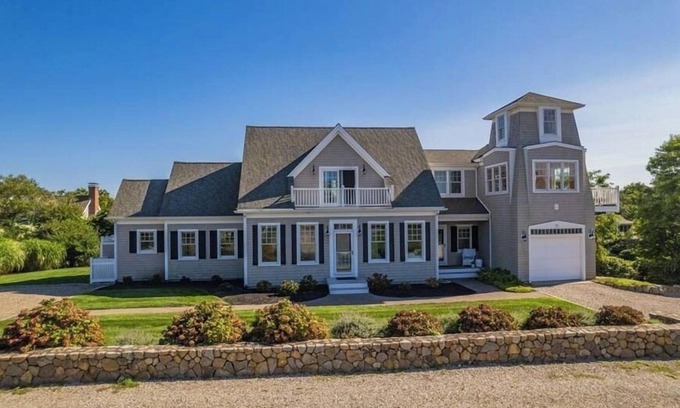 Dennis Casa | New for 2025! Private beach..... Sunsets, views and great location! RPMS154