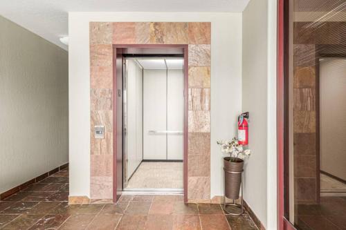 Fountain Hills Casa | New Fountain Hills Suite On The Avenue 2Bed 2Bath