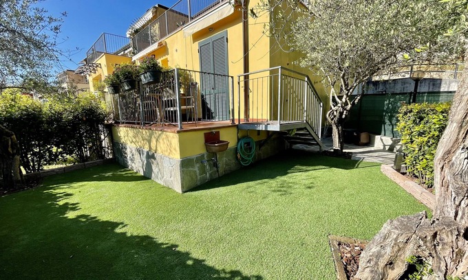 Pugliola Apartamento | nuevo apartamento con jardín