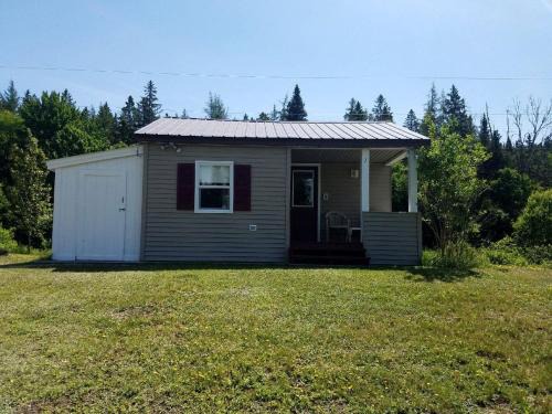 Stewartstown Casa | New Hampshire Cabin near Pittsburg, Ideal for a Vacation in Nature