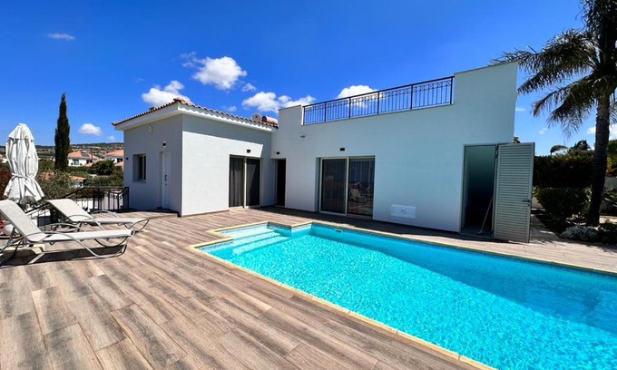 Peyia Town Villa | New Heaven in Sea Caves