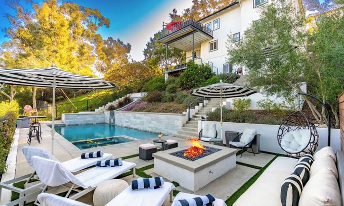 South Park Casa | New!! Heaven's Hideaway w/ SPECTACULAR Pool and Views