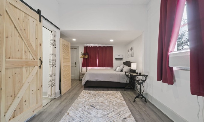 Alta Vista Apartamento | NEW! Hip Home Nestled In Alta Vista
