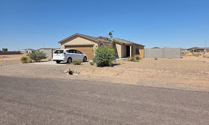 Eloy Casa | New home to enjoy family fun.