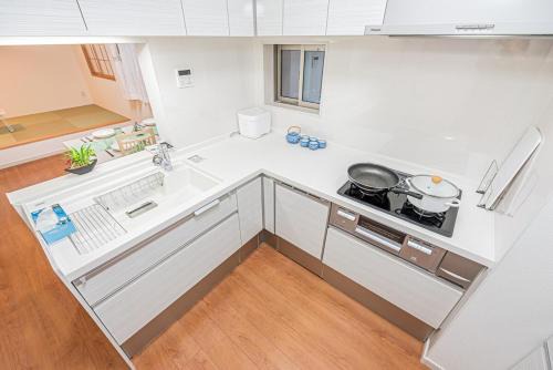 Sumida Apartamento | New house Solamachi Tokyo 5 min walk, Asakusa 2 min away, direct airport access, great for families and groups