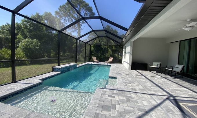 North Port Casa | New House with a Pool