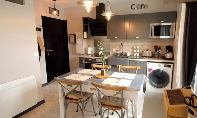 Port-en-Bessin-Huppain Apartamento | Nuevo apartamento en 2018 con vistas al mar y al puerto WW2 Playas de desembarco de Normandía