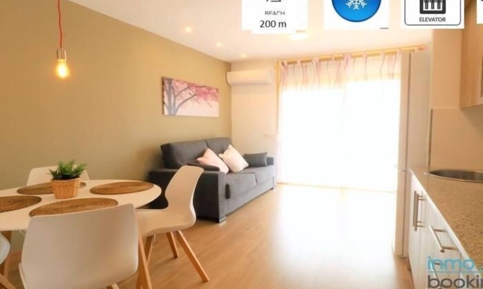 Vilafortuny Apartamento | New Loft internacional , climatizado con piscina y playa.