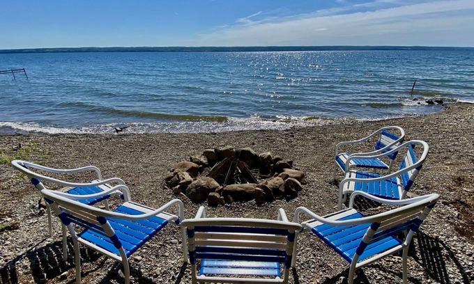 Romulus Otro | NEW! Lakefront Farmhouse in the heart of the Finger Lakes Wine Trail