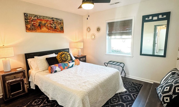 Cross Casa | New! Lakefront Hideaway - Peaceful & Serene & Filled w Nature