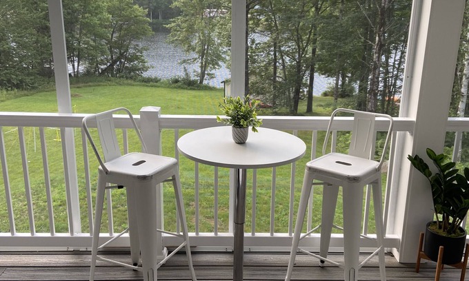 Whitefield Casa | New Lakefront House