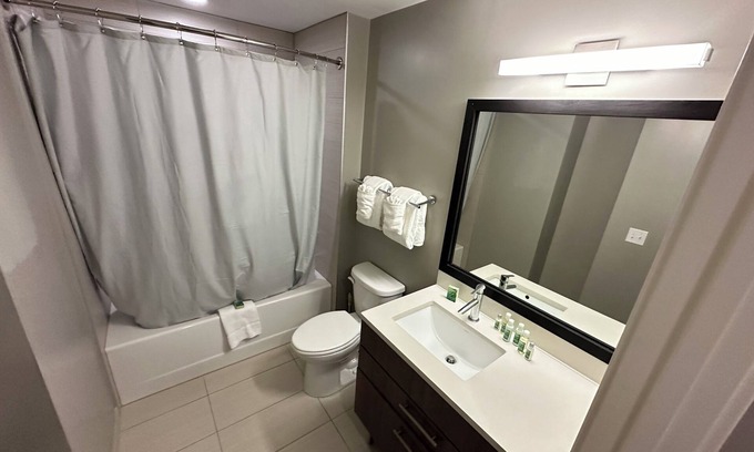 Navy Yard Apartamento | NEW Listing 1-bedroom in Washington, DC, Riverfront