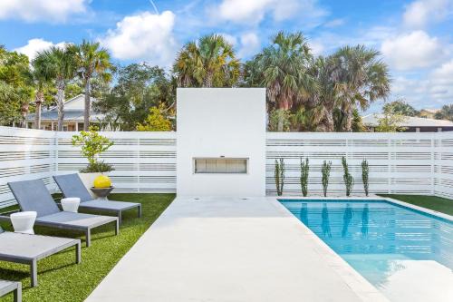 San Juan Casa | NEW Listing! 4 BR/3.5 BA, SLEEPS 10, HEATED SALT WATER POOL