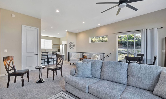 Diamond Valley Casa | *New Listing!* Central to Everything!