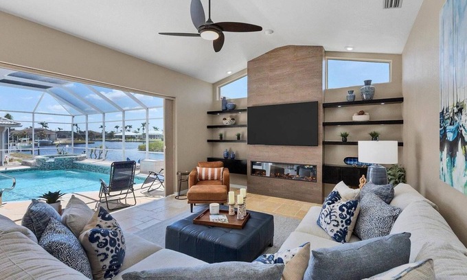 Punta Gorda Casa | New Listing! Charlotte Harbor Area Resort, 120mi to Disney & 134mi to Universal - GRH599101