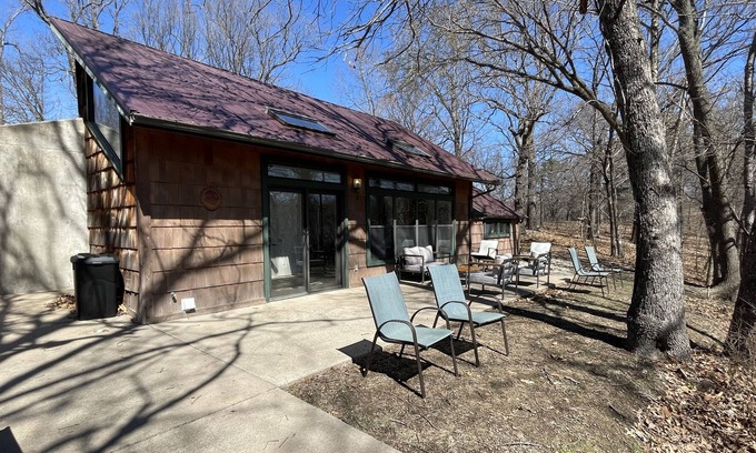Grove Casa | *New Listing* Czarnik Cabin