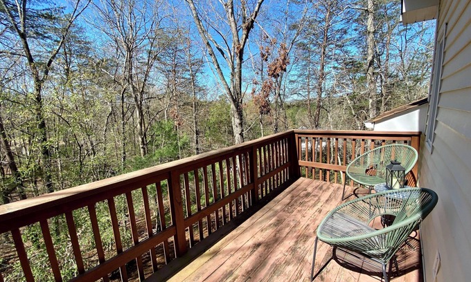 Dahlonega Casa | New Listing! Dahlonega Mountain Hideaway