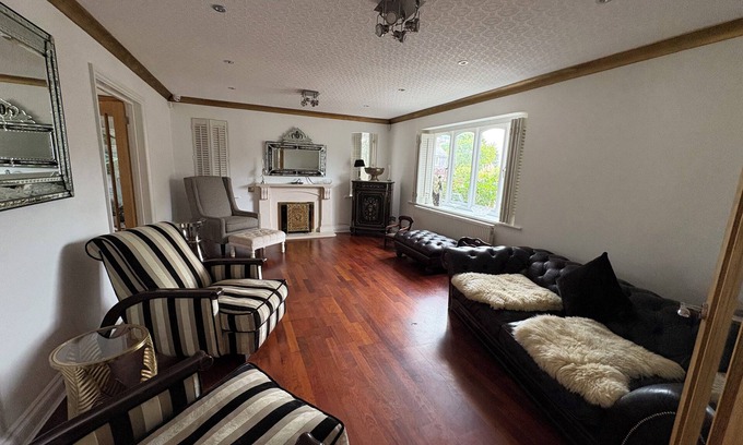 Hammerpot Casa | New listing .Delightful 5 bedroom house. Near Ham Manor Golf course Angmering.