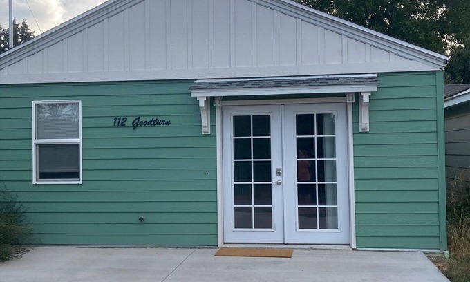 Cody Cabaña | NEW LISTING Goodturn Cottage in Quiet Neighborhood