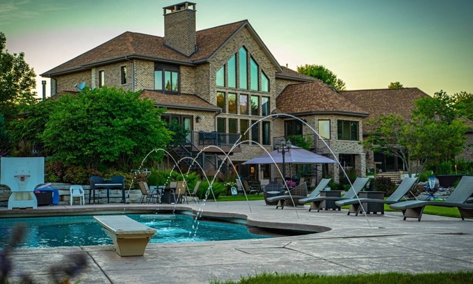 Newton Casa | NEW LISTING! Mansion on the Lake (8-Bedroom Home) with Pool by RedAwning