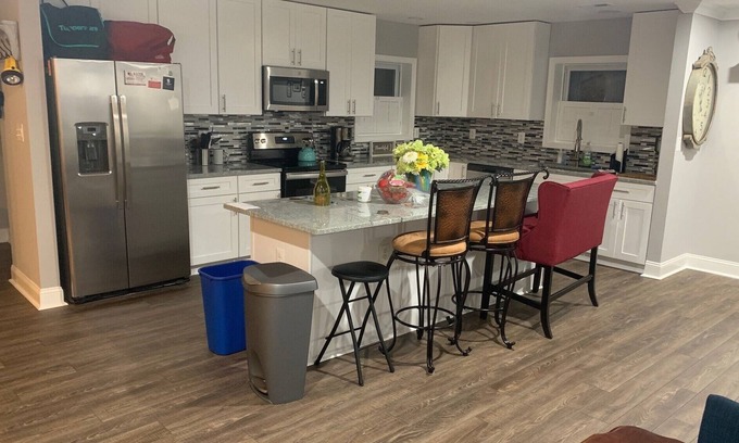 Selby-on-the-Bay Casa | New listing. Modern House within driving distance of DC, Annapolis & Baltimore