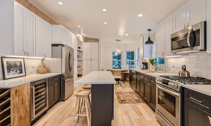 Breckenridge Casa | New Listing! Quandary View Retreat 3 Bedroom Home by RedAwning
